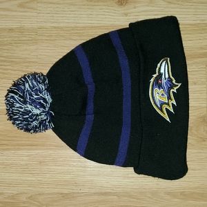 New Era Baltimore Ravens pom pom beanie
